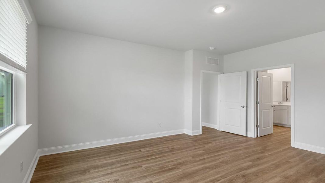 Spacious, unfurnished interior of a new home in Lakeview at Kitfield, Moncks Corner (Image 13). Spacious, unfurnished interior of a new home in Lakeview at Kitfield, Moncks Corner (Image 13).