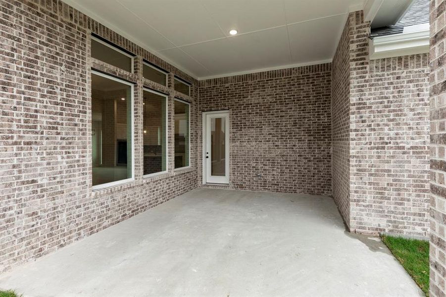 25. 9304 Blooming Ivy - Patio 25. 9304 Blooming Ivy - Patio