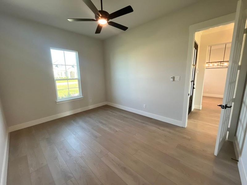 Spacious, unfurnished interior of a new home in Eagle Ridge Estates, Weatherford (Image 8).