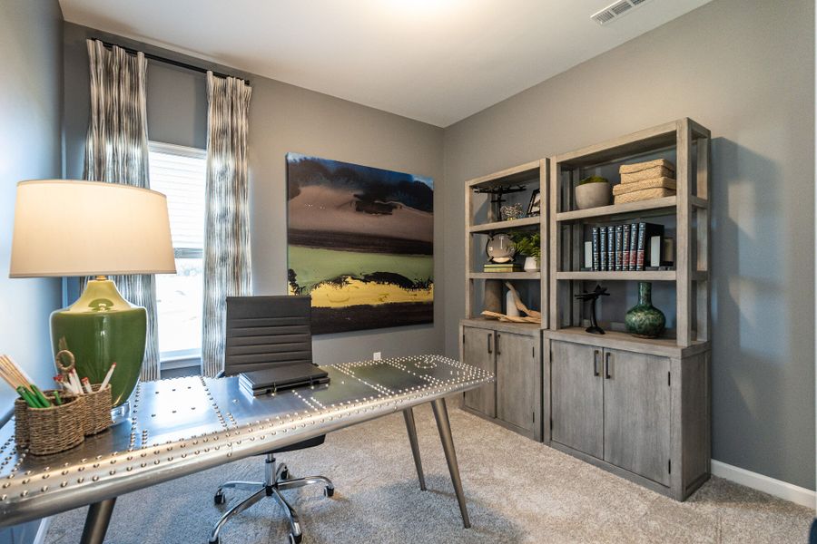 Furnished interior view inside a new home in Cantigny Park, Clarksville (Image 7).