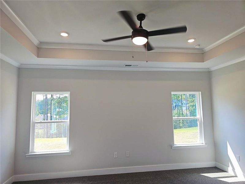 Spacious, unfurnished interior of a new home in Bramlett Ridge, Dallas (Image 15). Spacious, unfurnished interior of a new home in Bramlett Ridge, Dallas (Image 15).