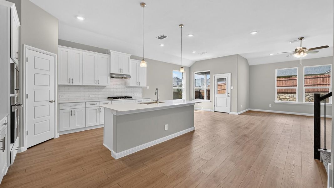 Representative furnished interior of a home built from the The Aspen by D.R. Horton in Lakeview Pointe, Midlothian (Image 6).