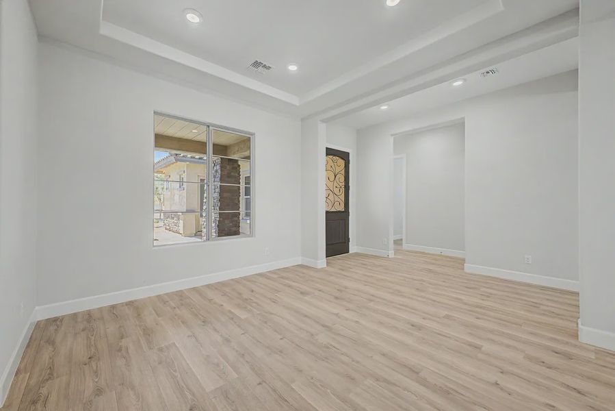Spacious, unfurnished interior of a new home in Bellero Estates, Queen Creek (Image 16). Spacious, unfurnished interior of a new home in Bellero Estates, Queen Creek (Image 16).