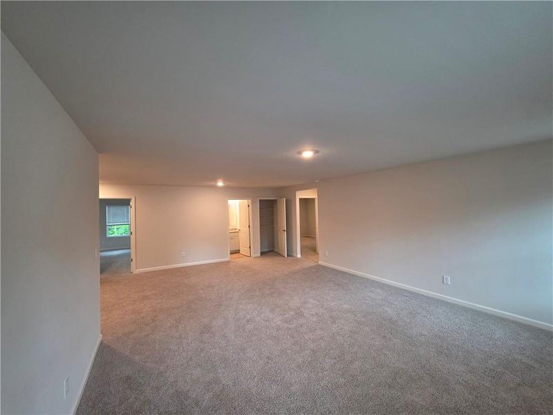 Spacious, unfurnished interior of a new home in , Villa Rica (Image 23).