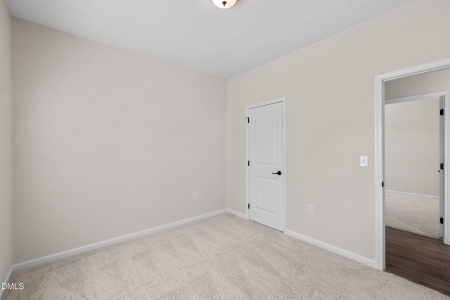 13-23 Knoll_7011 13-23 Knoll_7011