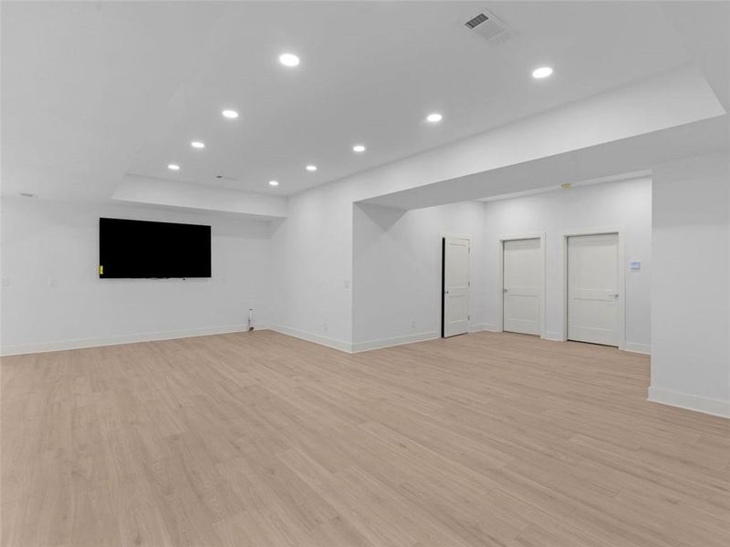 Spacious, unfurnished interior of a new home in , Jonesboro (Image 45).