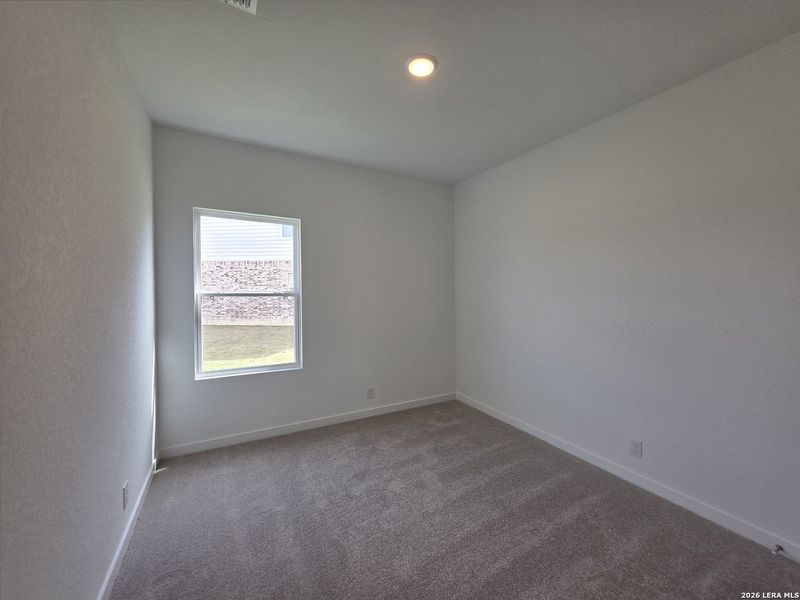 Spacious, unfurnished interior of a new home in Saddlebrook Ranch, Schertz (Image 17).