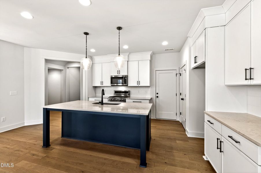 982 Helix (11) 982 Helix (11)