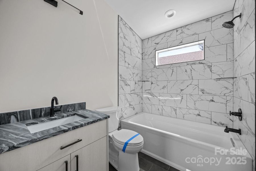 Full hall bath Full hall bath