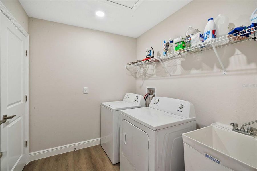Close-up of interior finishes inside a home in Mirada, San Antonio (Image 20).