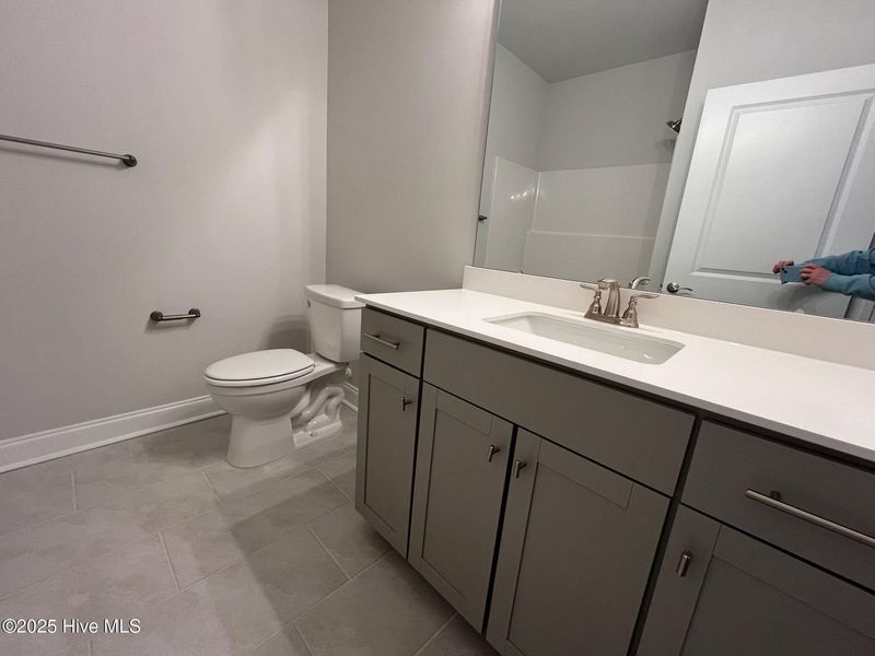 Furnished interior view inside a new home in Palmetto Creek, Bolivia (Image 11).