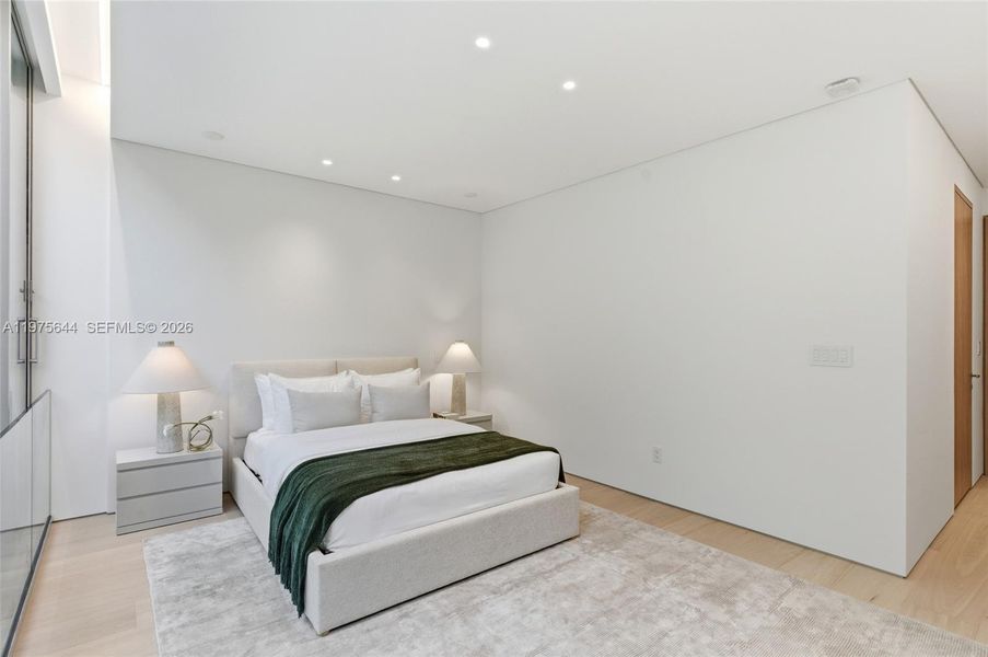 Furnished interior view inside a new home in , Miami (Image 53).