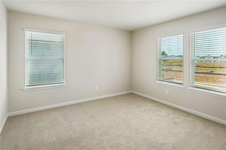 Spacious, unfurnished interior of a new home in Martin Springs - Reserve Series, Lawrenceville (Image 16).