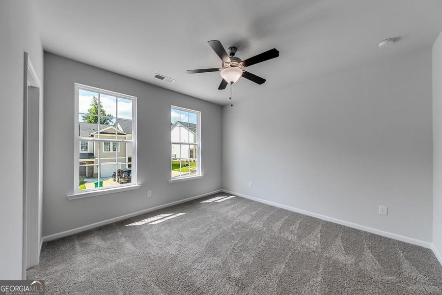 Spacious, unfurnished interior of a new home in Chimney Oaks Townhomes, Homer (Image 19).