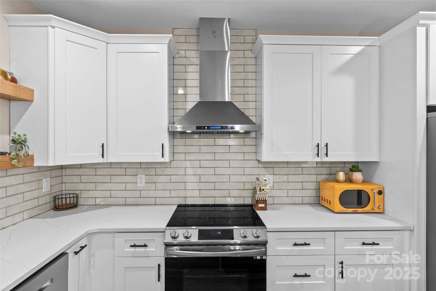 Image 34 of a home in .