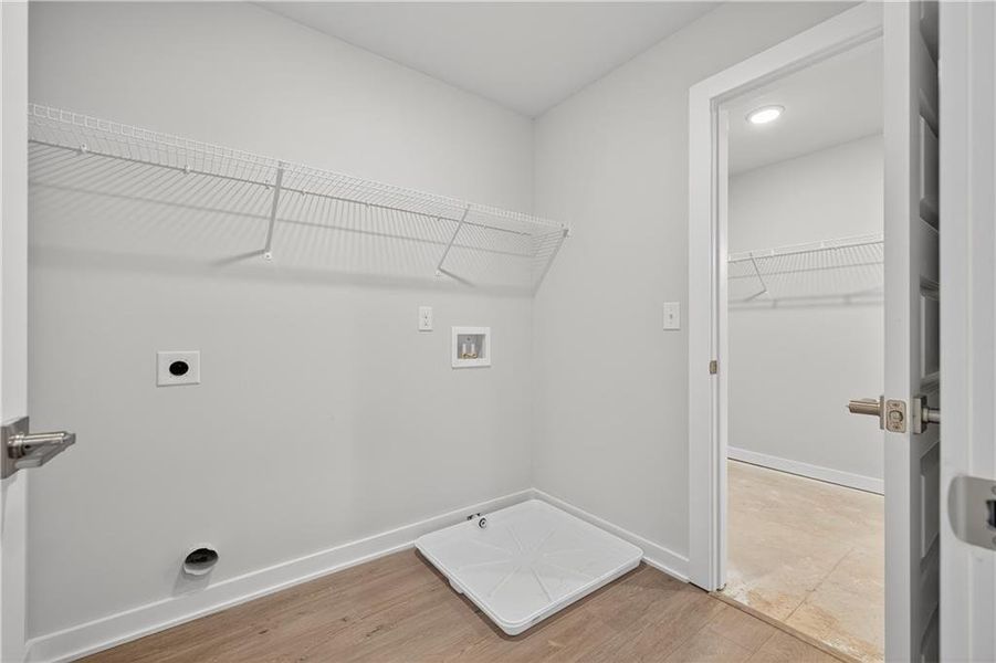 Spacious, unfurnished interior of a new home in The Manor at Gainesville Township, Gainesville (Image 37).