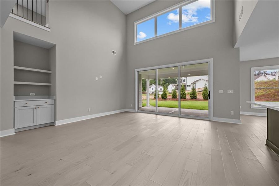 Spacious, unfurnished interior of a new home in Ellis, Marietta (Image 16).