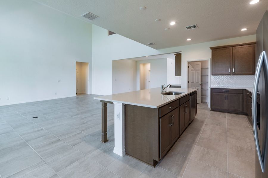 Spacious and Functional Kitchen in Central Florida Home