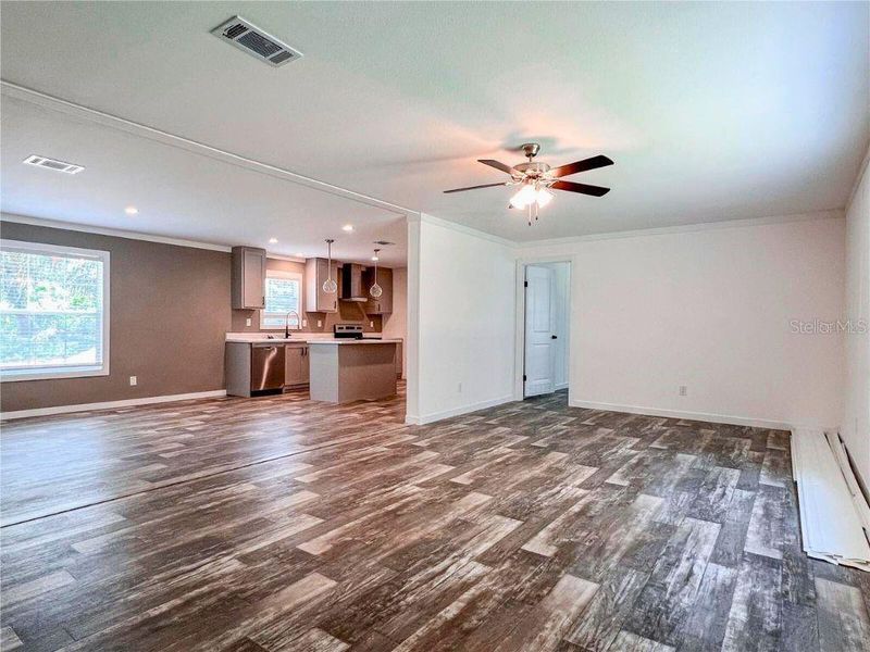 Spacious, unfurnished interior of a new home in , Brooksville (Image 19).