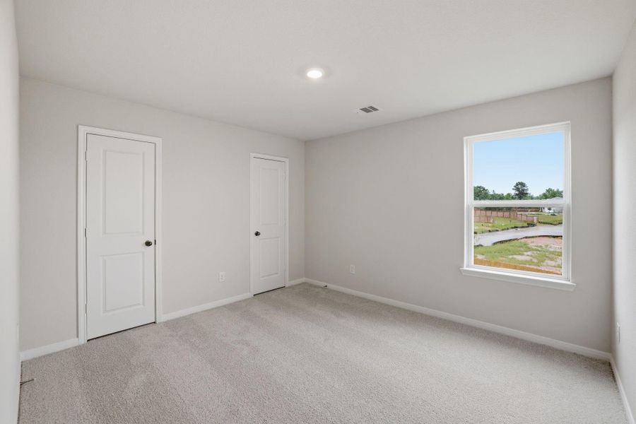 Spacious, unfurnished interior of a new home in , Hockley (Image 20).
