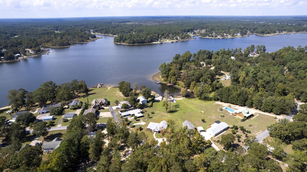 Image 44 of a home in .