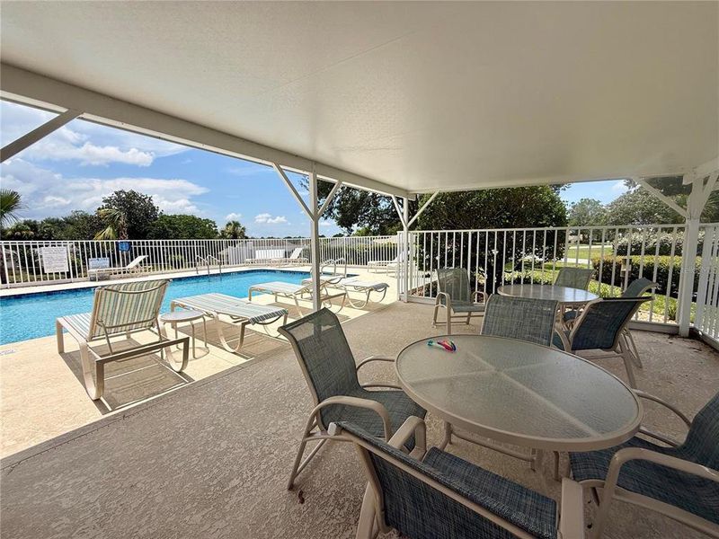 Community amenities in , Beverly Hills (Image 43).