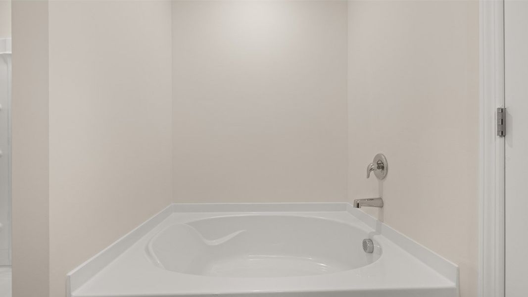 Representative furnished interior of a home built from the Penwell by D.R. Horton in Kingston Ranch at Lake Oconee, Buckhead (Image 12). Representative furnished interior of a home built from the Penwell by D.R. Horton in Kingston Ranch at Lake Oconee, Buckhead (Image 12).