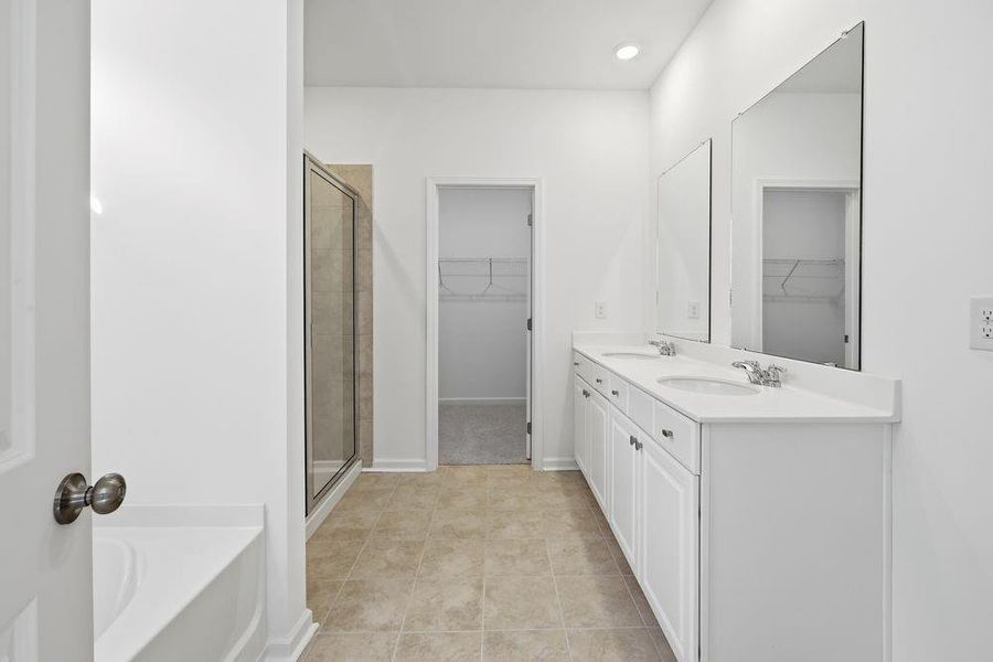 Furnished interior view inside a new home in Windance Lake, Loganville (Image 12).