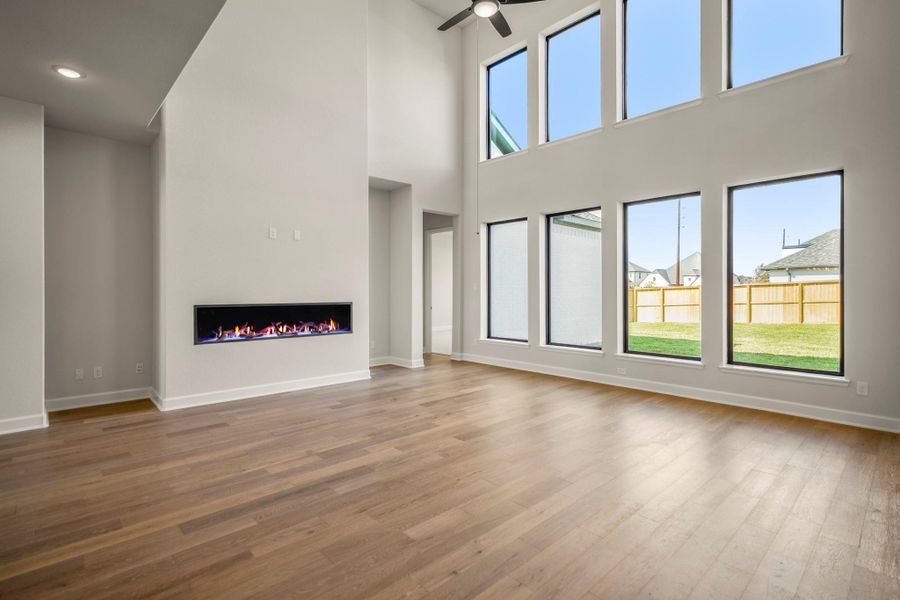 Spacious, unfurnished interior of a new home in Sienna 70' Lots, Missouri City (Image 25). Spacious, unfurnished interior of a new home in Sienna 70' Lots, Missouri City (Image 25).