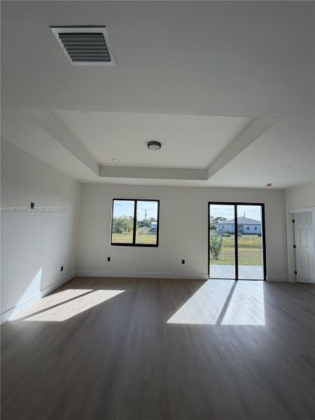 Spacious, unfurnished interior of a new home in , Labelle (Image 31).