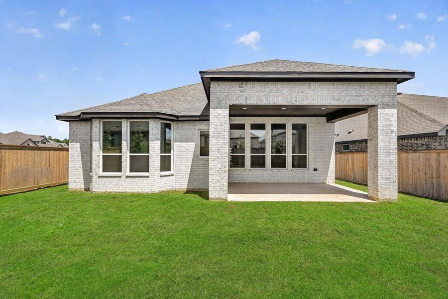 Exterior details and patio area of a home in Kresston, Montgomery (Image 1). Exterior details and patio area of a home in Kresston, Montgomery (Image 1).
