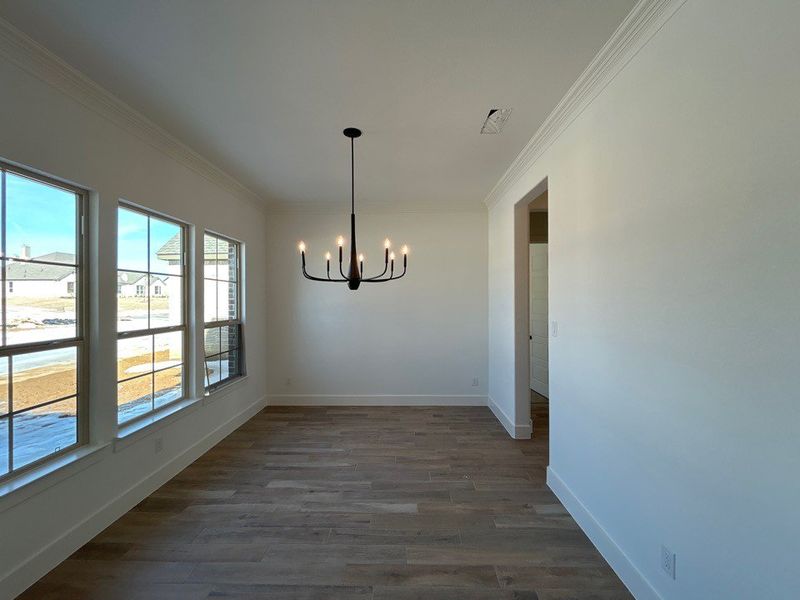 Spacious, unfurnished interior of a new home in Creekview Addition, Van Alstyne (Image 11).