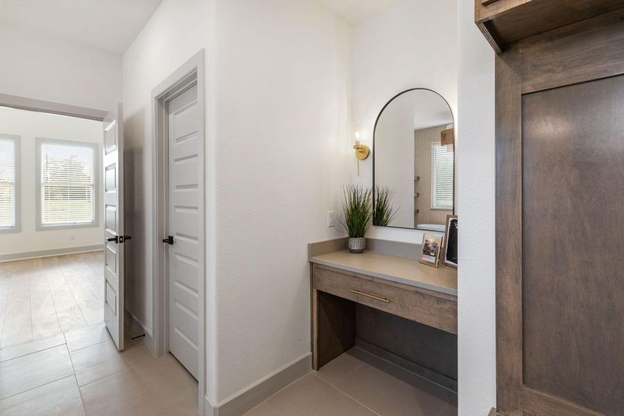 Furnished interior view inside a new home in , Bryan (Image 13).