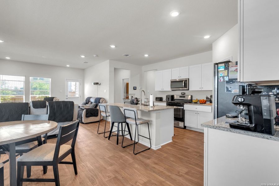 Furnished interior view inside a new home in Langdon, San Antonio (Image 17).