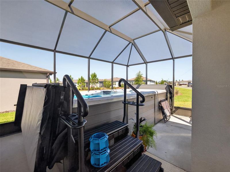 Exterior details and patio area of a home in , Ocala (Image 29).