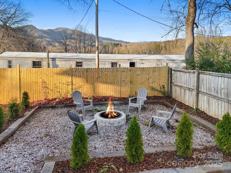 Exterior details and patio area of a home in , Bryson City (Image 25).