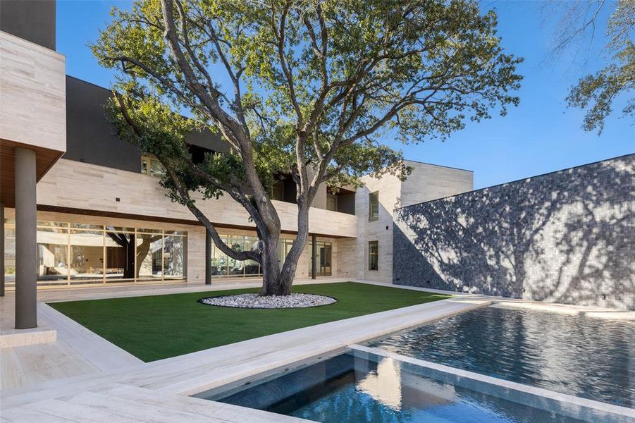 Exterior details and patio area of a home in , Dallas (Image 22).