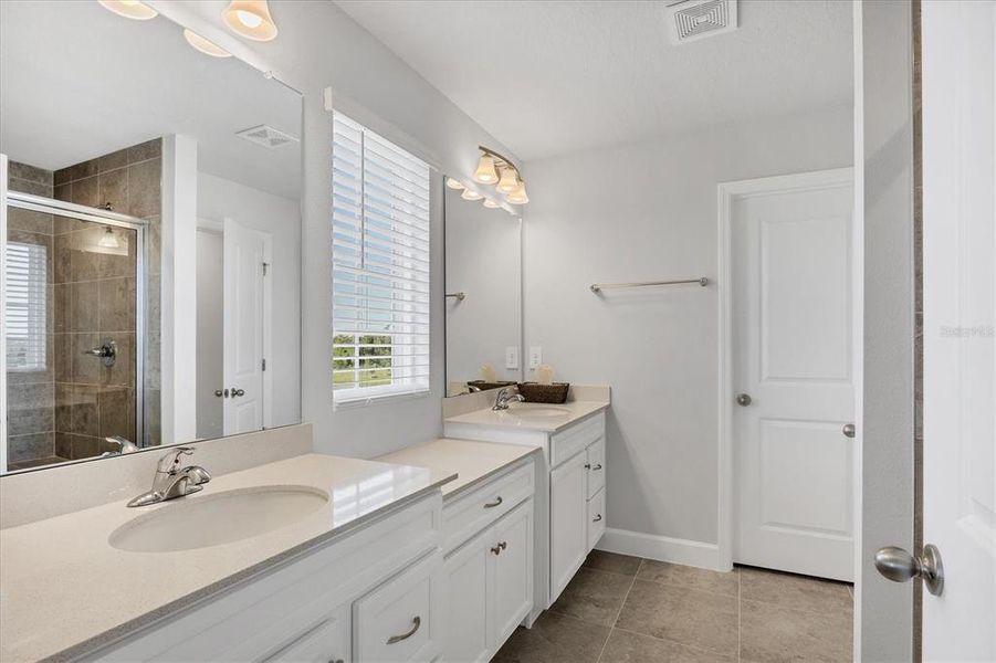 Furnished interior view inside a new home in Avalon Woods, Lakewood Ranch (Image 17). Furnished interior view inside a new home in Avalon Woods, Lakewood Ranch (Image 17).