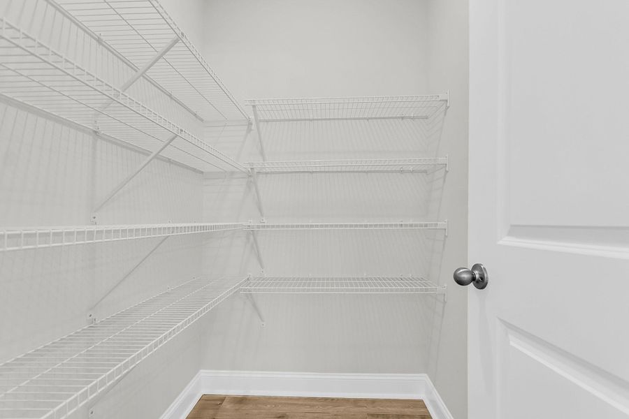 Spacious, unfurnished interior of a new home in Sweetgrass Station, Summerville (Image 17).