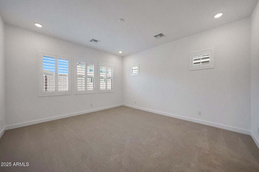 1027 Primary 1027 Primary