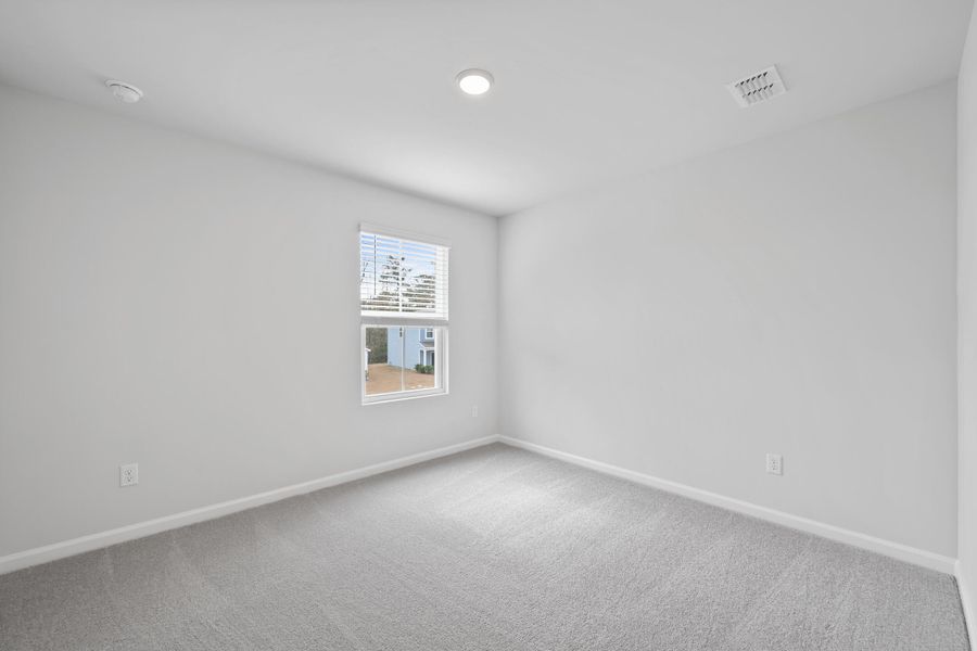 Spacious, unfurnished interior of a new home in Nexton, Summerville (Image 25).