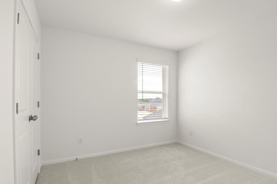 Spacious, unfurnished interior of a new home in Trace, San Marcos (Image 29).