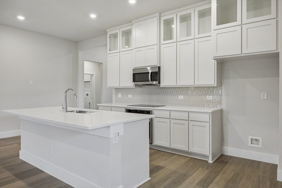 Representative furnished interior of a home built from the The Jason by Lillian Custom Homes in Hickory Hill, Sherman (Image 10).