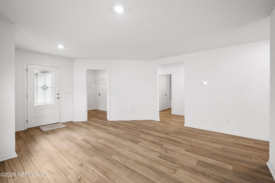 Spacious, unfurnished interior of a new home in Westport Landing, Jacksonville (Image 41).