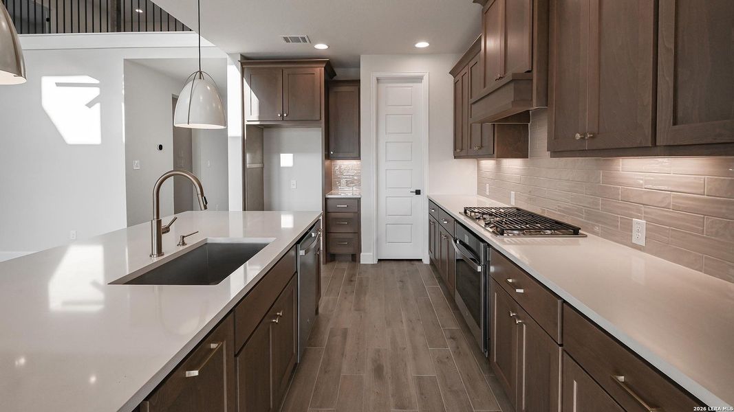 Furnished interior view inside a new home in Cibolo Valley Heights, Cibolo (Image 6).