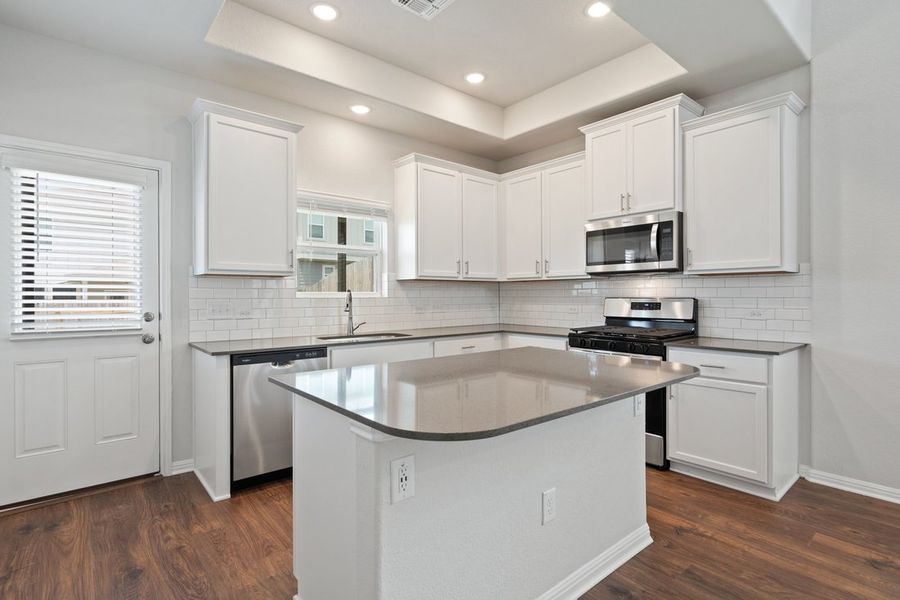 Furnished interior view inside a new home in Porter Country, Buda (Image 10).