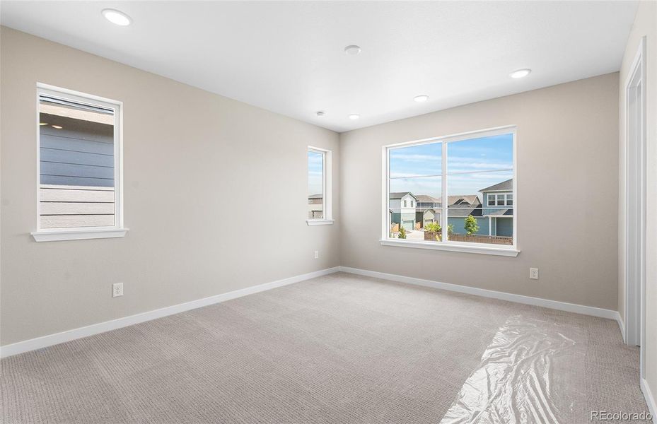 Spacious, unfurnished interior of a new home in Painted Prairie, Aurora (Image 12).
