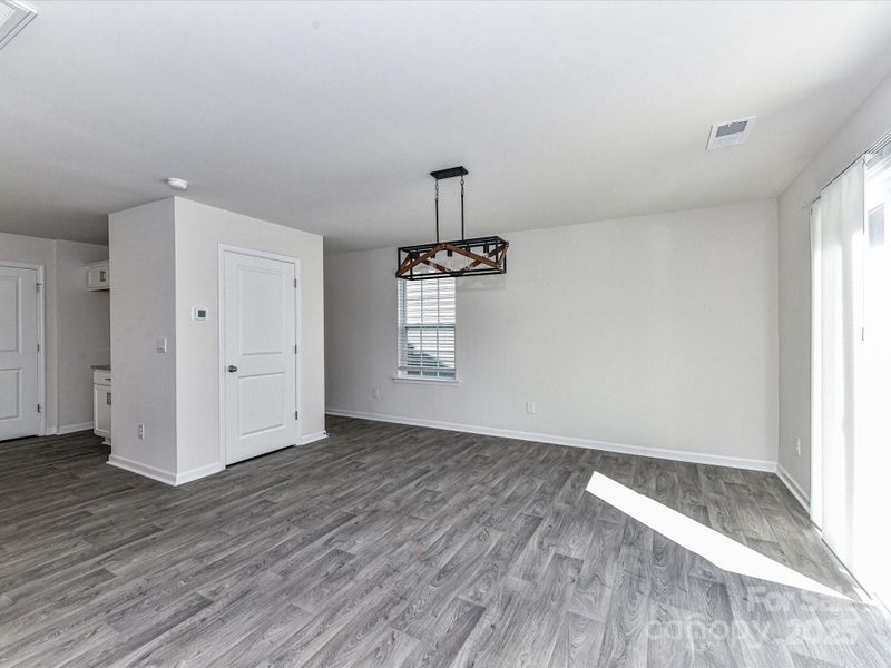 Spacious, unfurnished interior of a new home in Abrial Ridge, York (Image 32).