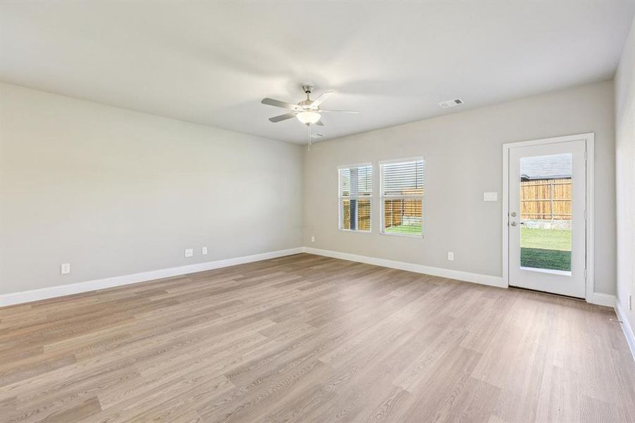 Photo is not of the actual home, but is an inspirational photo of builder’s model home and may depict options, furnishings, and/or decorator features that are not included.