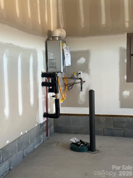 Tankless water heater Tankless water heater